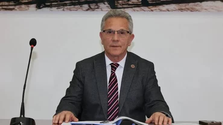 Nazilli Belediye Başkanı Ertuğrul Tetik CHP’den İstifa Etti