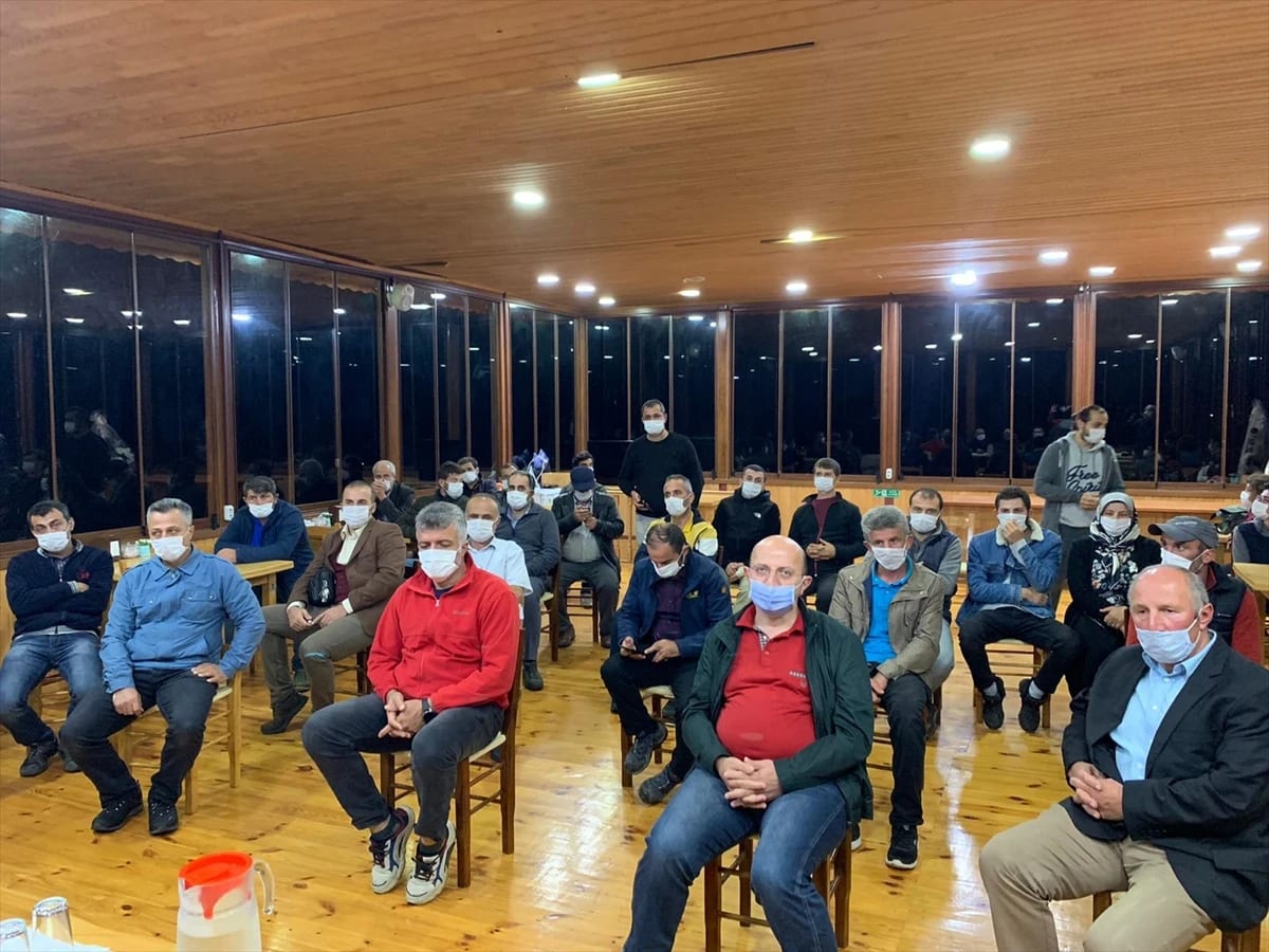 AK Parti Aydın Milletvekili Yavuz, Artvin’de arıcılarla görüştü