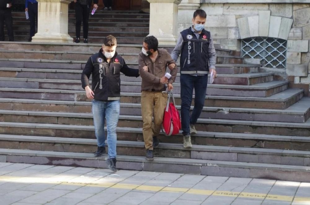 Uyuşturucu taciri Narkotik polisinden kaçamadı
