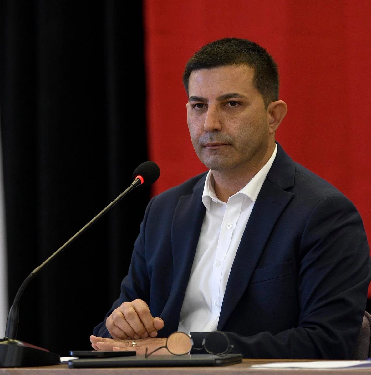Kuşadası Belediye Başkanı Ömer Günel Tutuklandı