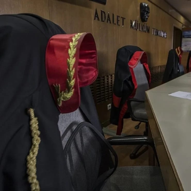 Bakan Gürlek Açıkladı: 84 Hakim ve Savcı Meslekten Çıkarıldı