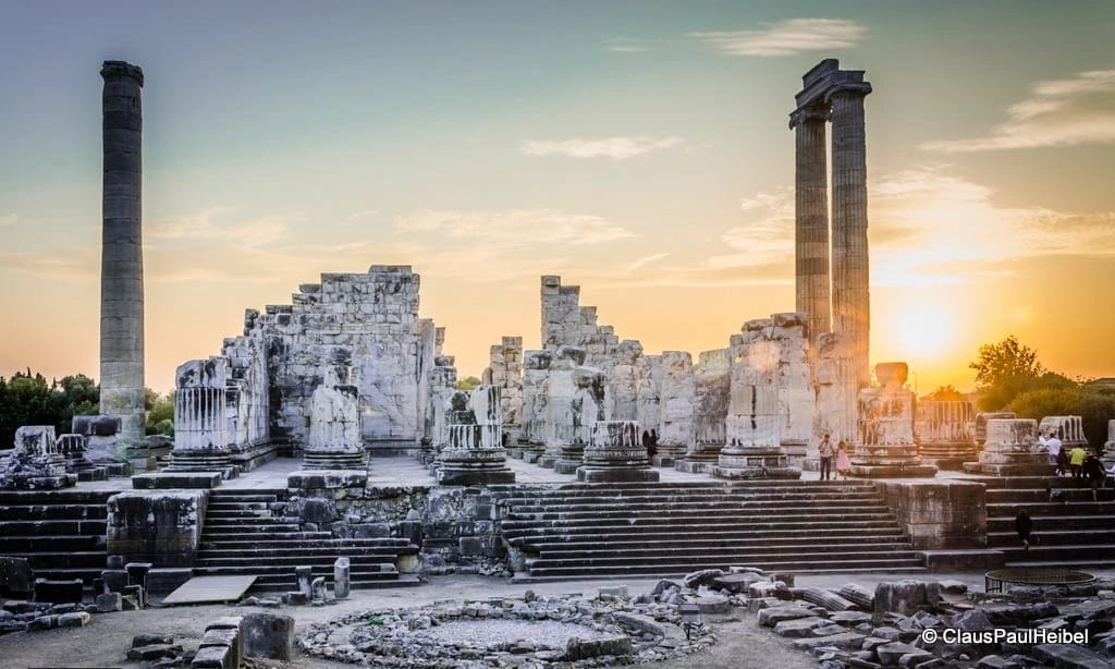 didim-antik-kenti-didyma-apollon-tapinagi