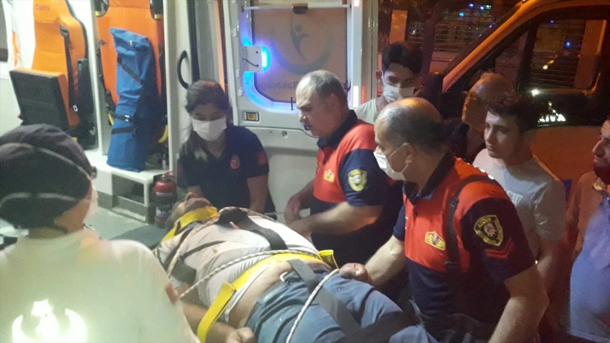 Söke Çayı’na düşen kişiyi itfaiye kurtardı