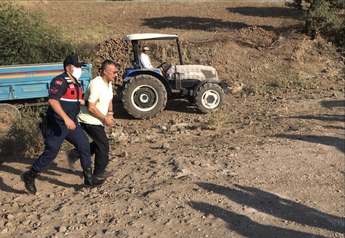 Manisa’da kaçak kazı operasyonu