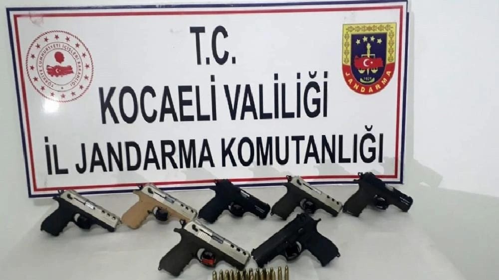 Kocaeli’de silah kaçakçılarına operasyon: 3 gözaltı