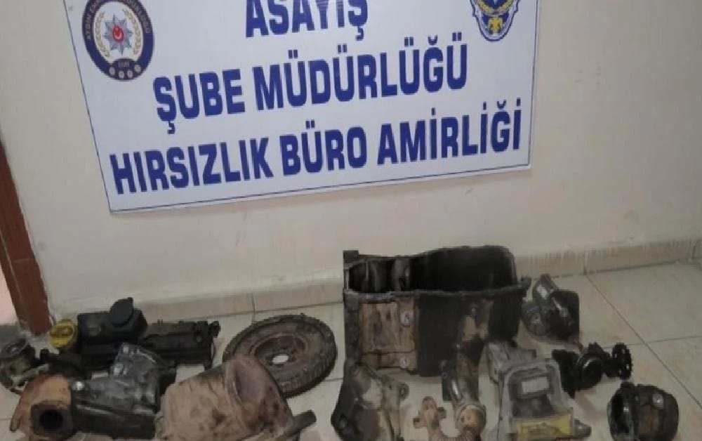 Oto hırsızları yakalandı