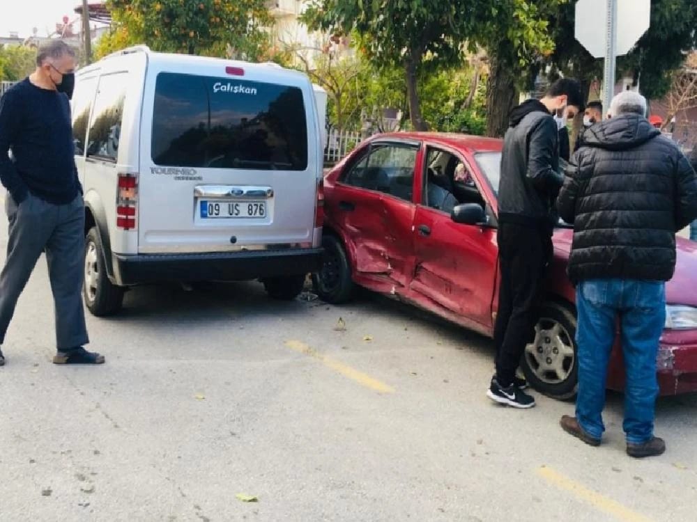 Aydın’da trafik kazası: 3 yaralı