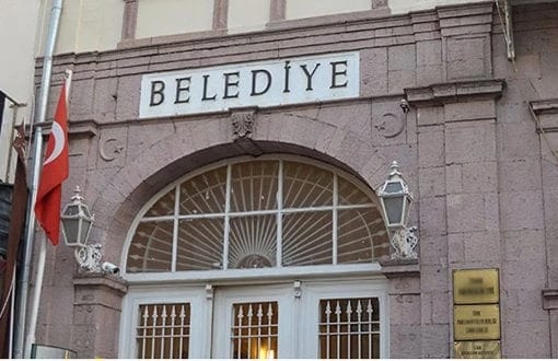 Belediyelerde Akraba Dönemi Bitiyor mu?