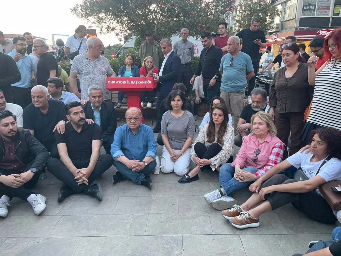 CHP’lilerden Mutlak Butlan Kararına Tepki