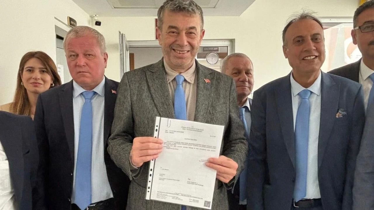Künkcü Mazbatasını Teslim Aldı