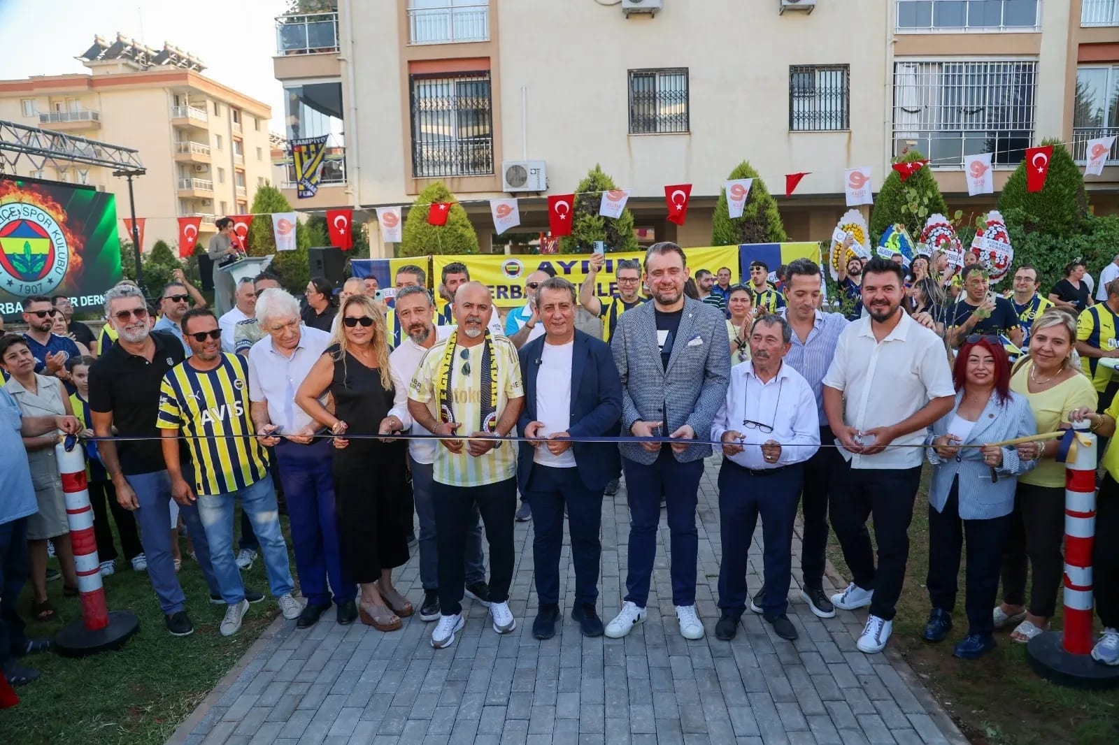 Başkan Yetişkin Fenerbahçeliler Parkı’nın Açılışını Gerçekleştirdi