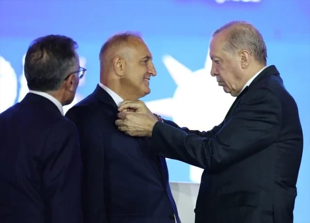 Ömer Karakaş AK Parti’ye katıldı