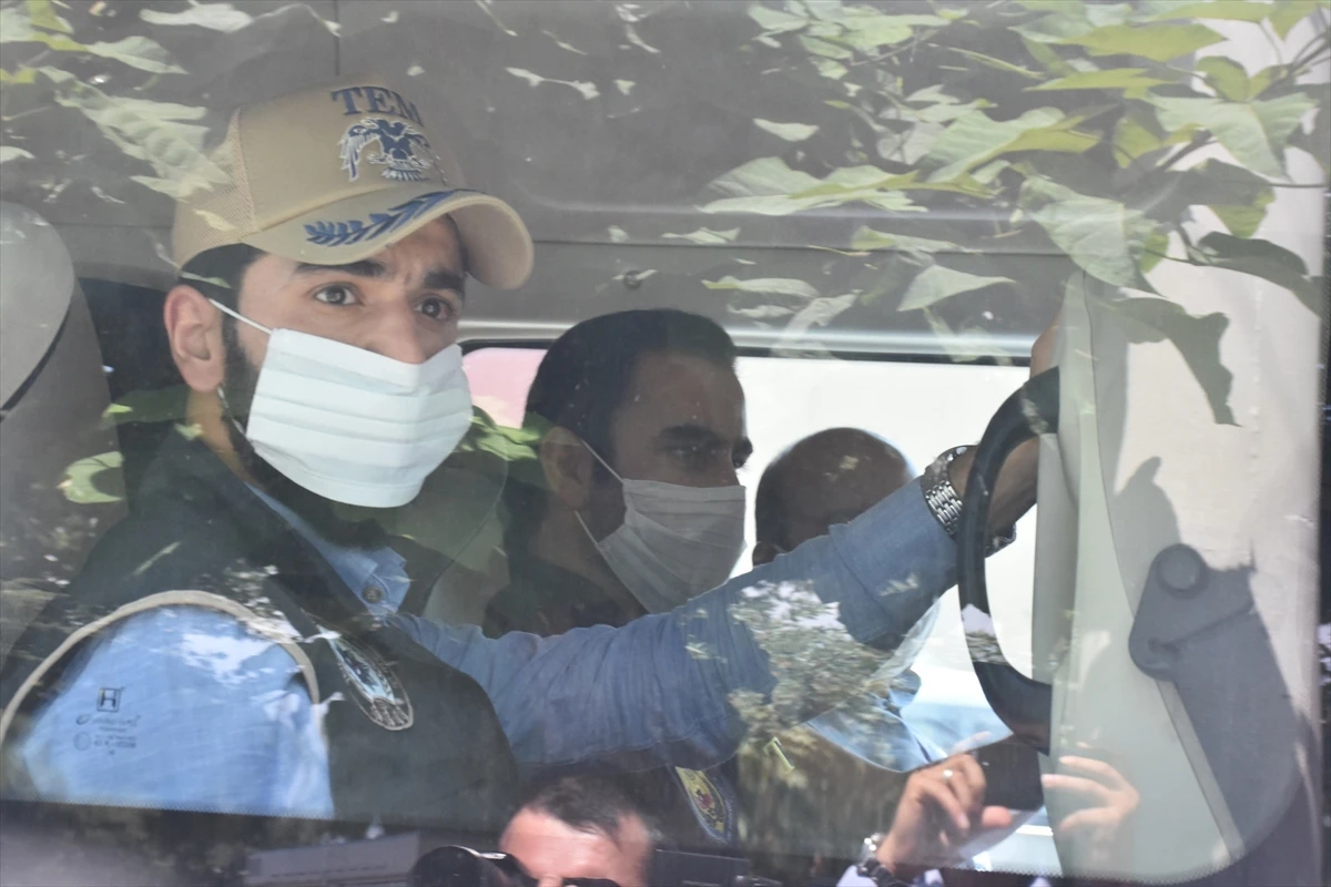 Afyonkarahisar’daki DEAŞ operasyonunda gözaltına alınan 7 zanlı adliyede