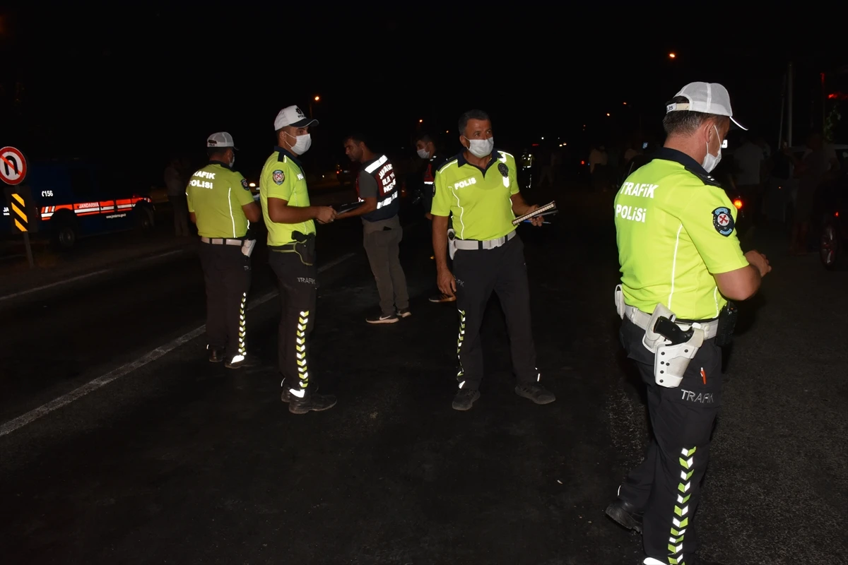 Aydın’da trafik kazasında ölen kişinin yakınları yolu kapattı