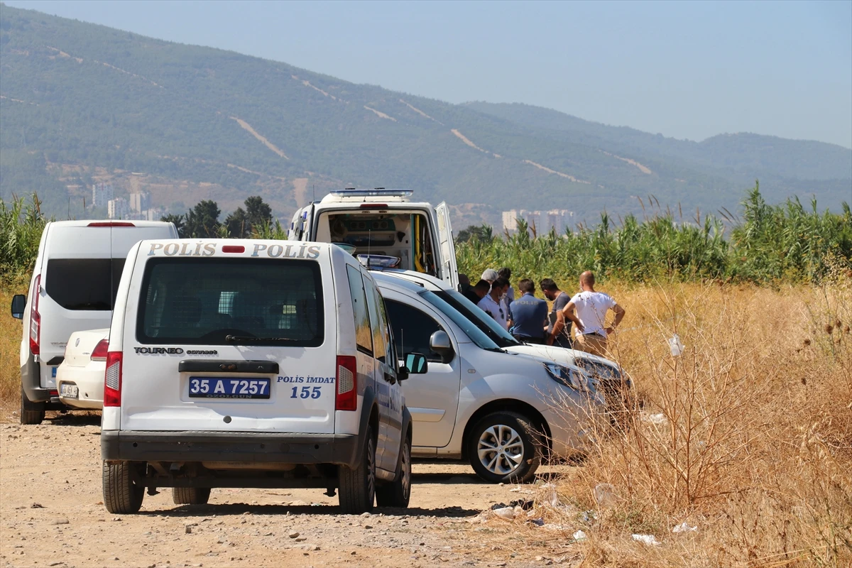 İzmir’de boş arazide erkek cesedi bulundu