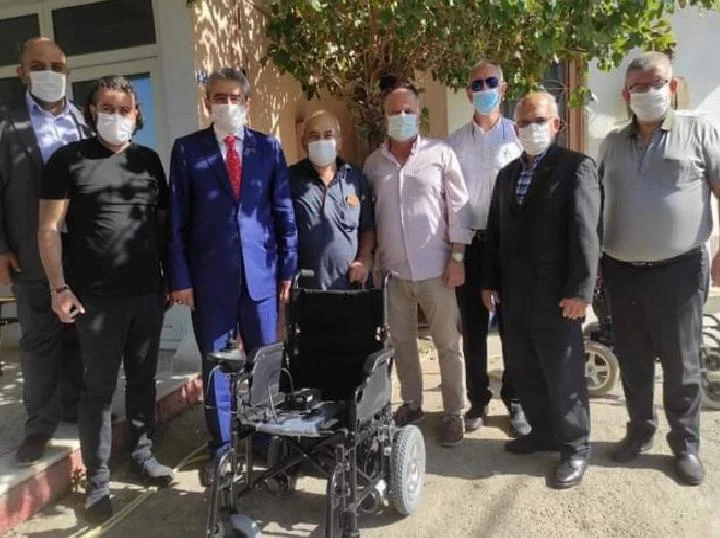 MHP Aydın’dan tekerlekli sandalye desteği