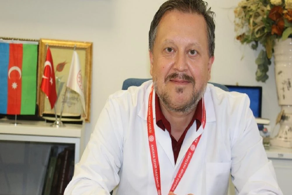 (Özel) Prof. Dr. Oğuztürk: “Virüsün ana giriş kapısı burun”