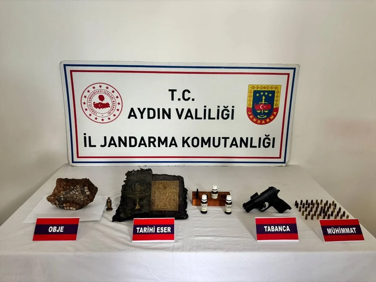 Aydın Efeler’de Bizans Dönemine Ait Kitap ve Tarihi Eserler Ele Geçirildi