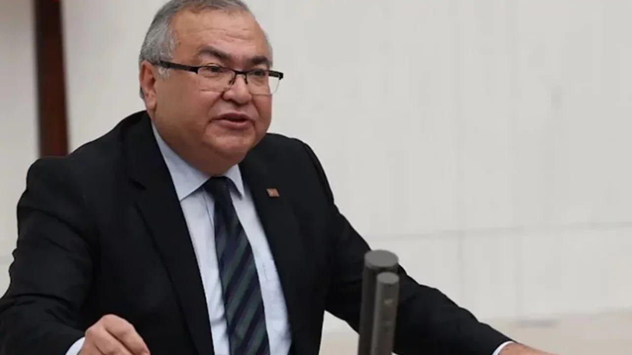 Aydın Siyasetinde Tansiyon Yükseldi: Karşılıklı sert açıklamalar