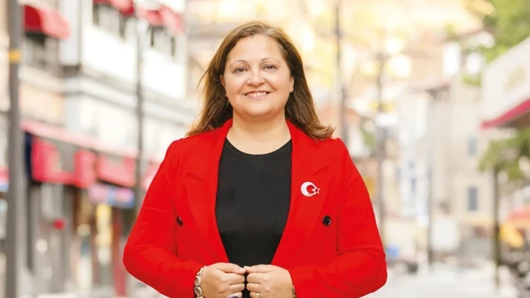 CHP’den Burcu Köksal Kararı: Kesin İhraç Talebiyle Disipline Sevk Edildi