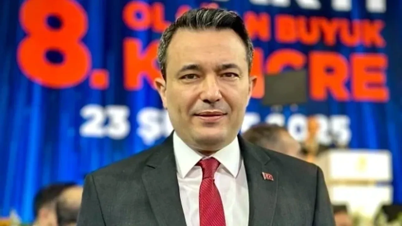Umut Tuncer Aktif Siyaseti Bıraktı