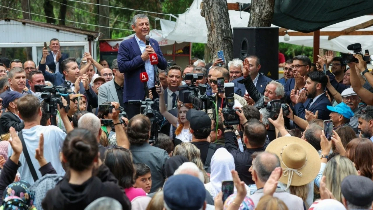 Özgür Özel’den Erdoğan’a Sert Sözler: “Ben Milletin Gönlündeyim”