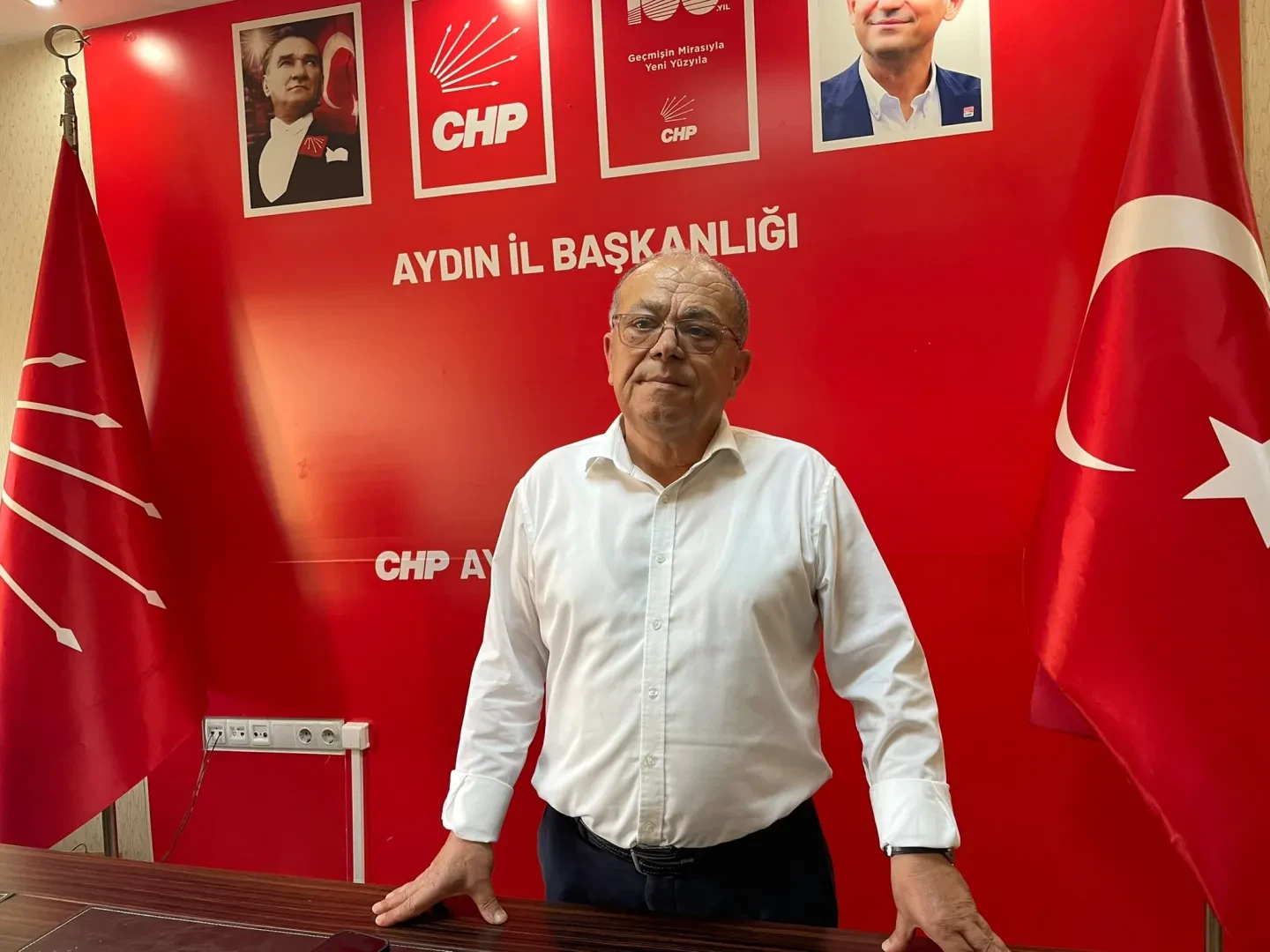 Görevden Alınan Hikmet Saatçı: “Kararı Tanımıyorum, İl Başkanlığından Ayrılmayacağım”