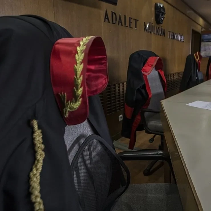 Bakan Gürlek Açıkladı: 84 Hakim ve Savcı Meslekten Çıkarıldı