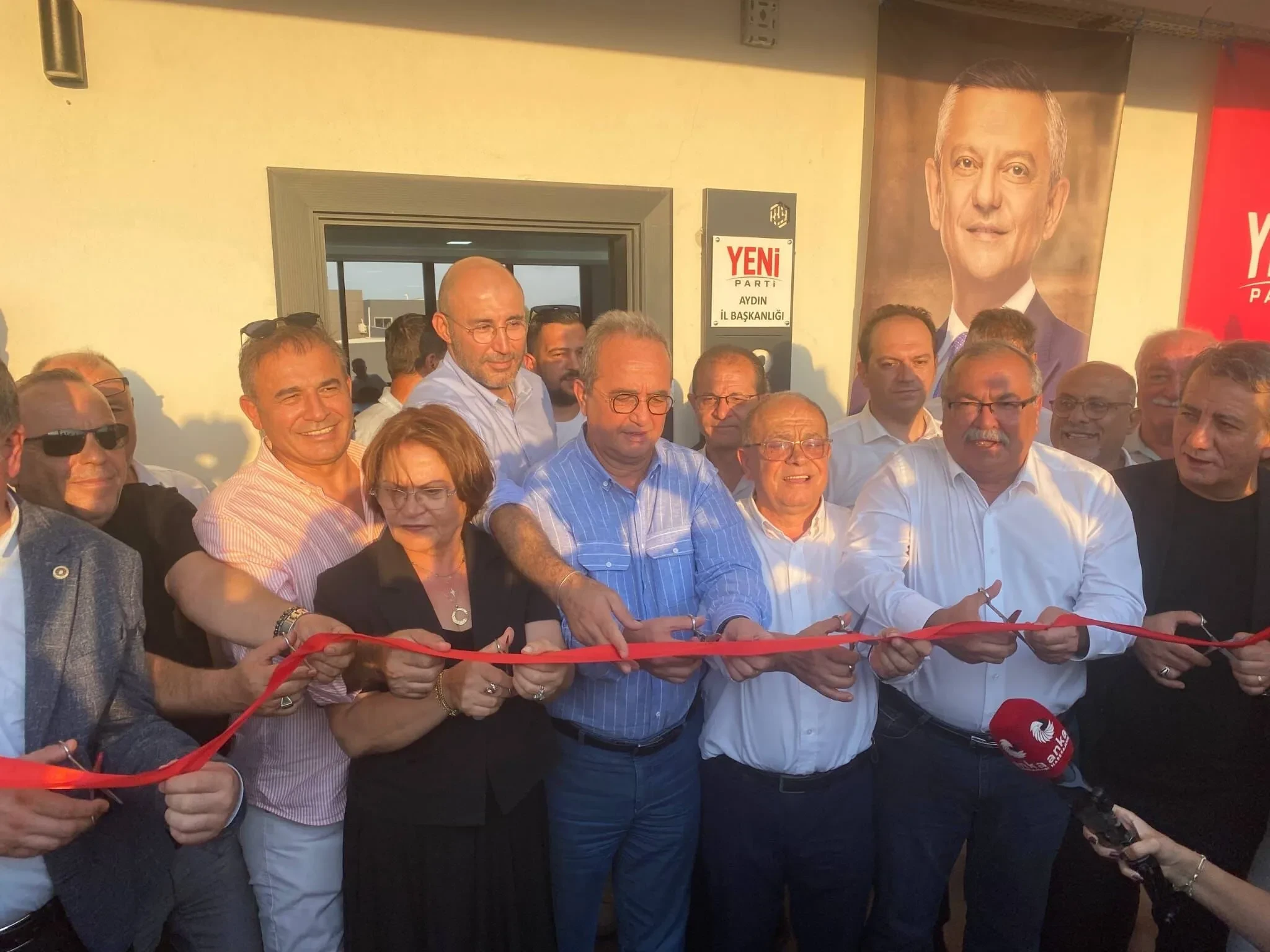 Aydın’da YENİ Parti İl Başkanlığı törenle açıldı
